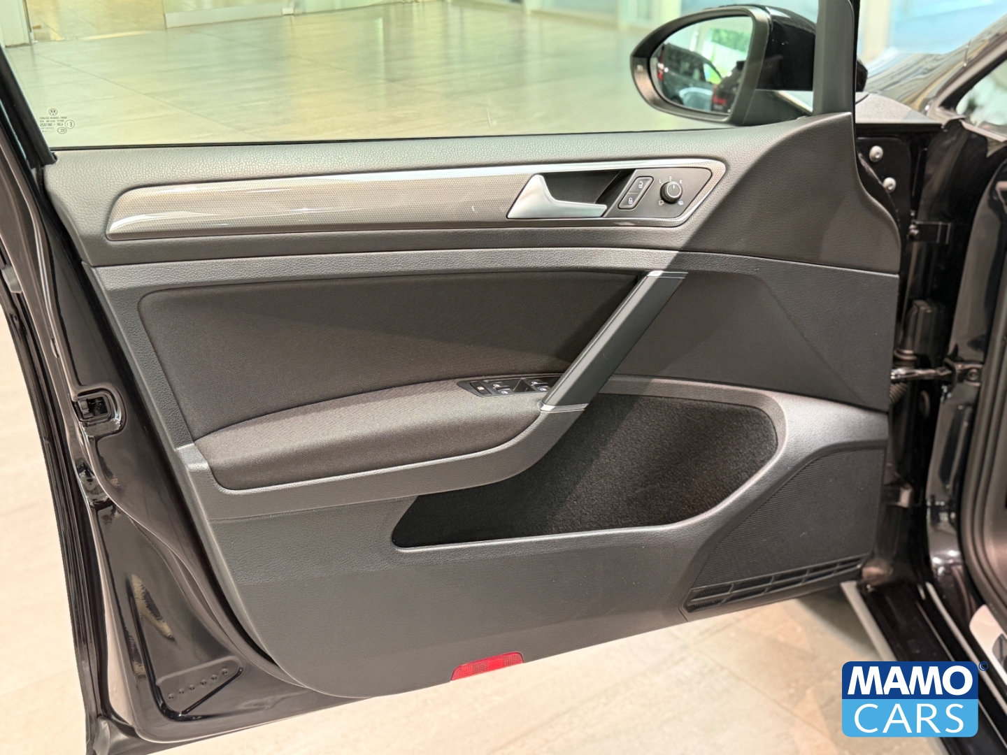 Fahrzeugabbildung Volkswagen Golf VII Join DSG/NAVI/STHZ/KLIMA/CAM/LED