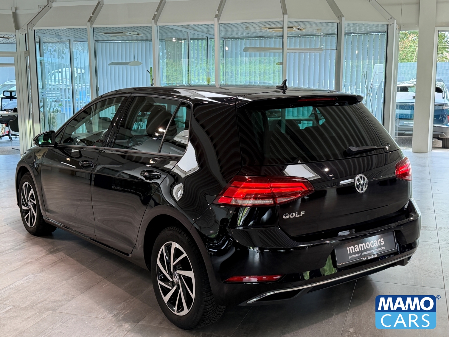 Fahrzeugabbildung Volkswagen Golf VII Join DSG/NAVI/STHZ/KLIMA/CAM/LED