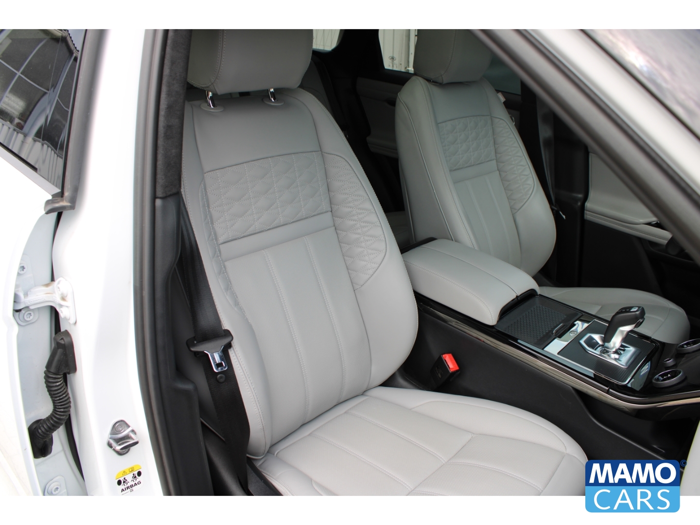 Fahrzeugabbildung Land Rover Range Rover Evoque Autobiography/PANO/BLACK/AHK/21 Zoll