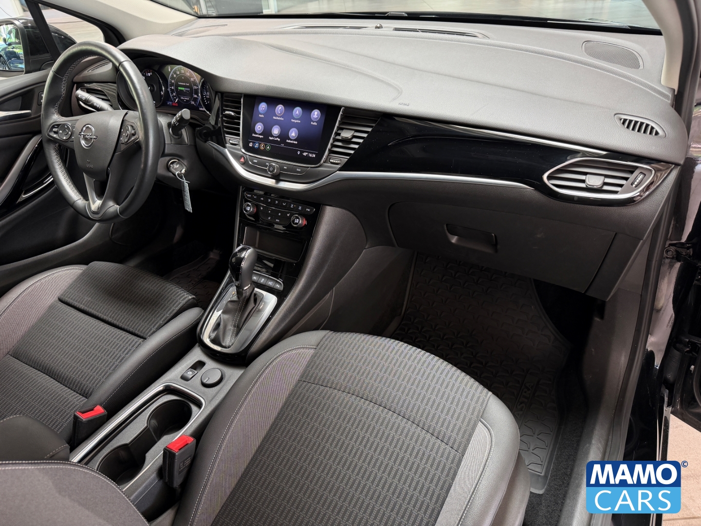 Fahrzeugabbildung Opel Astra K ST Business Elegance BLIS/CAM/NAVI/SHZ