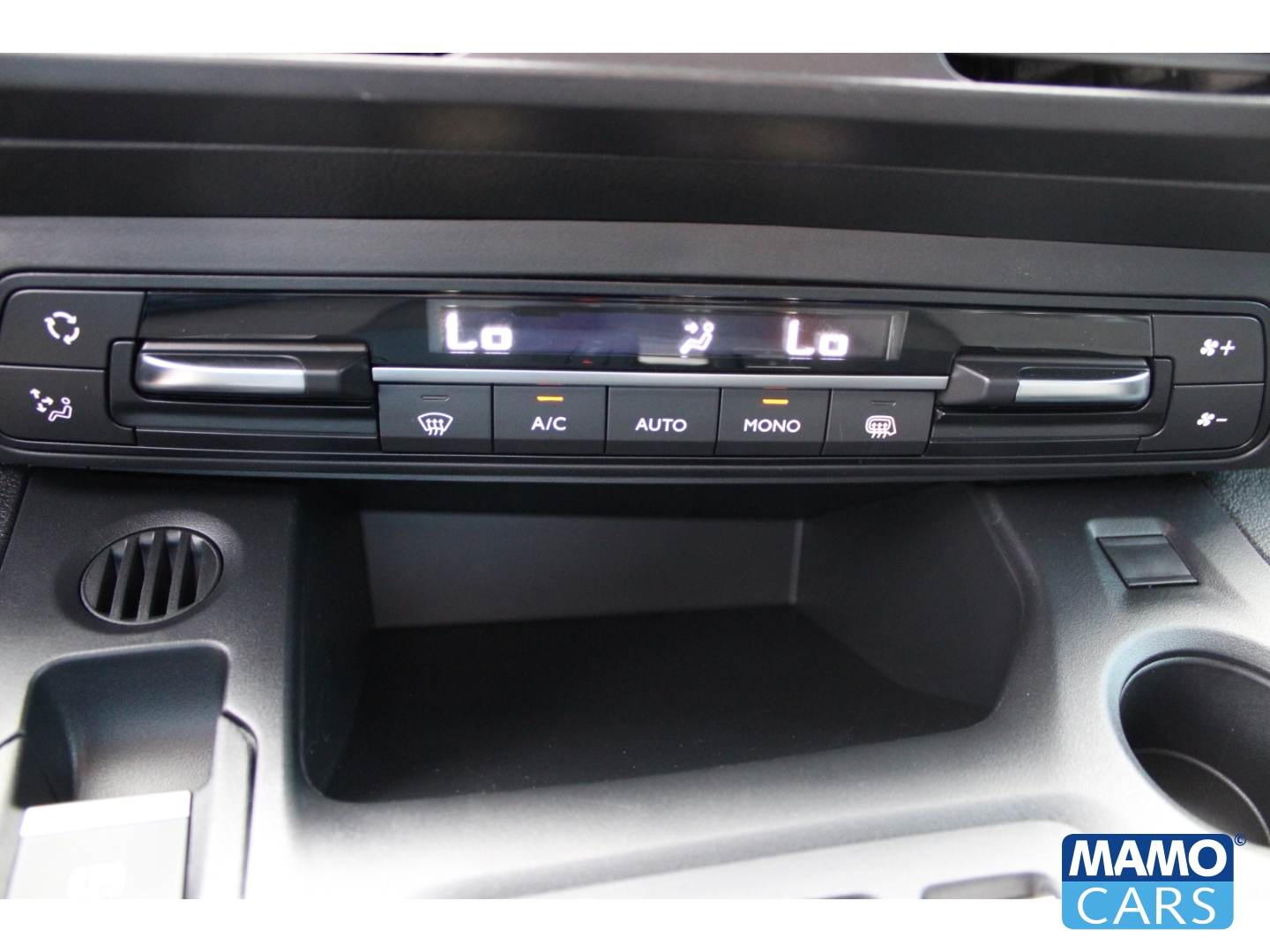 Fahrzeugabbildung Opel Combo Electric Cargo Basis/BLUETOOTH/SITZHEIZUNG/KLIMAAUTOMATIK