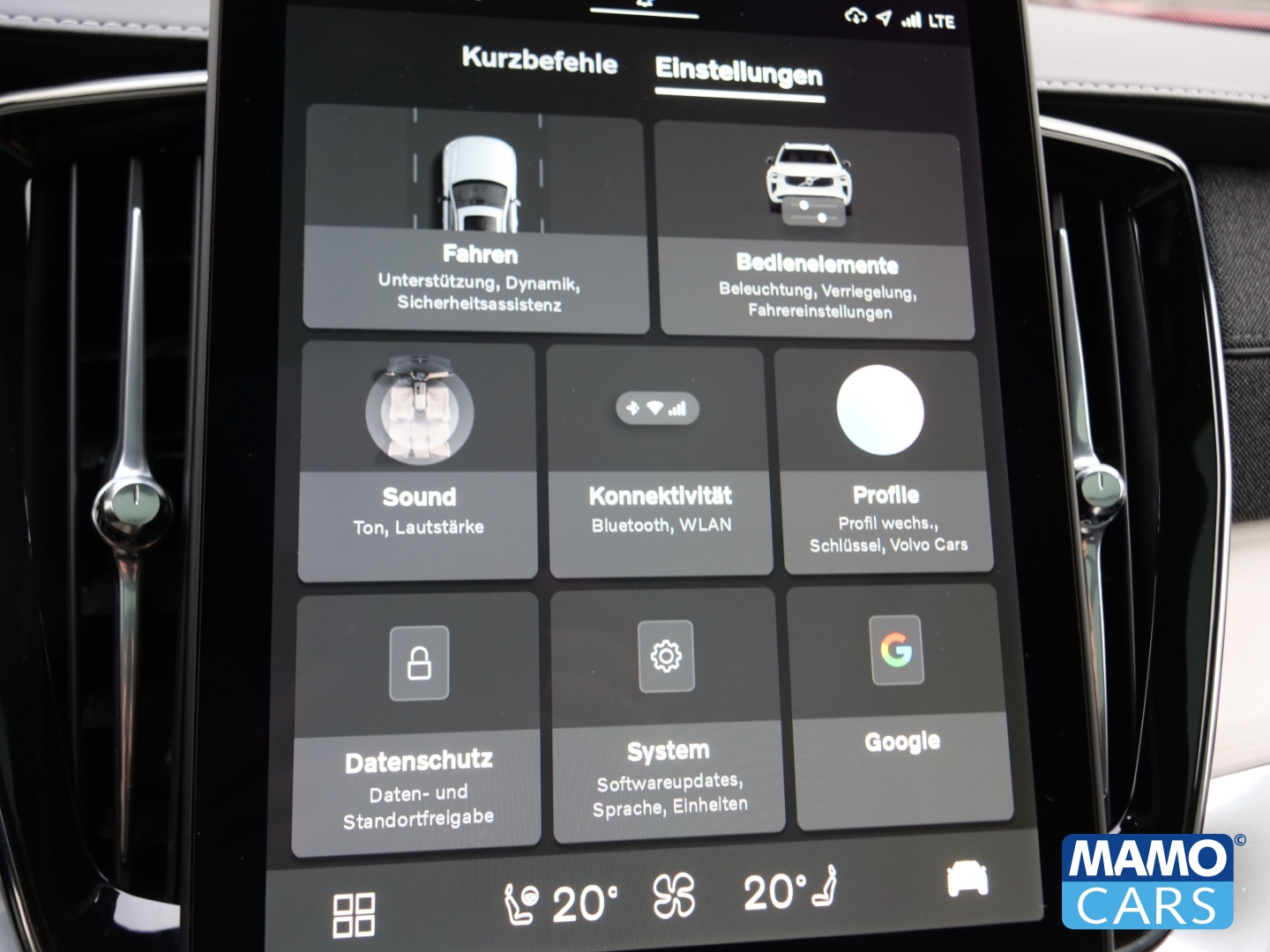 Fahrzeugabbildung Volvo XC90 T8 AWD Ultra Dark 7 -Sitzer/FOUR-C/ACC/AHK