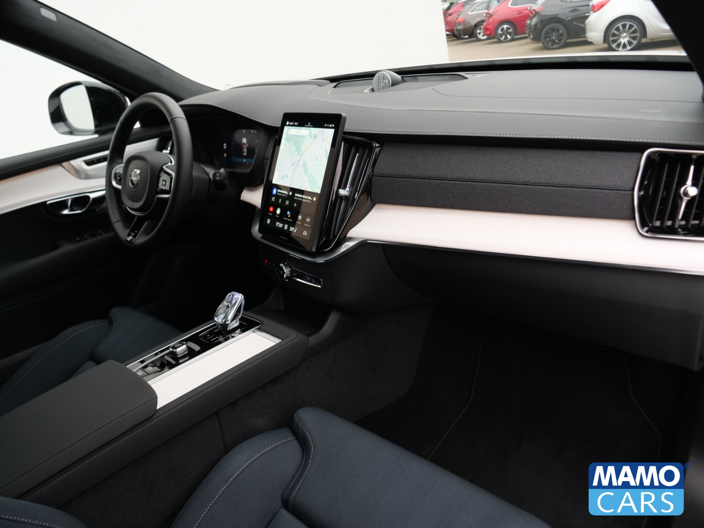 Fahrzeugabbildung Volvo XC90 T8 AWD Ultra Dark 7 -Sitzer/FOUR-C/ACC/AHK