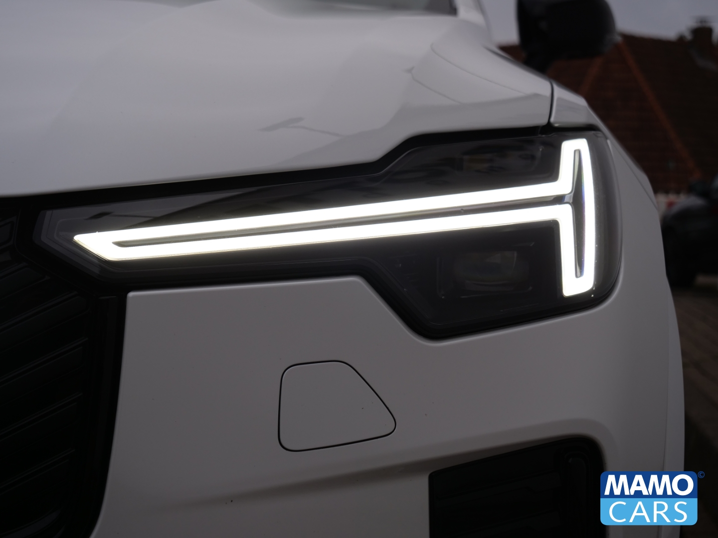 Fahrzeugabbildung Volvo XC90 T8 AWD Ultra Dark 7 -Sitzer/FOUR-C/ACC/AHK