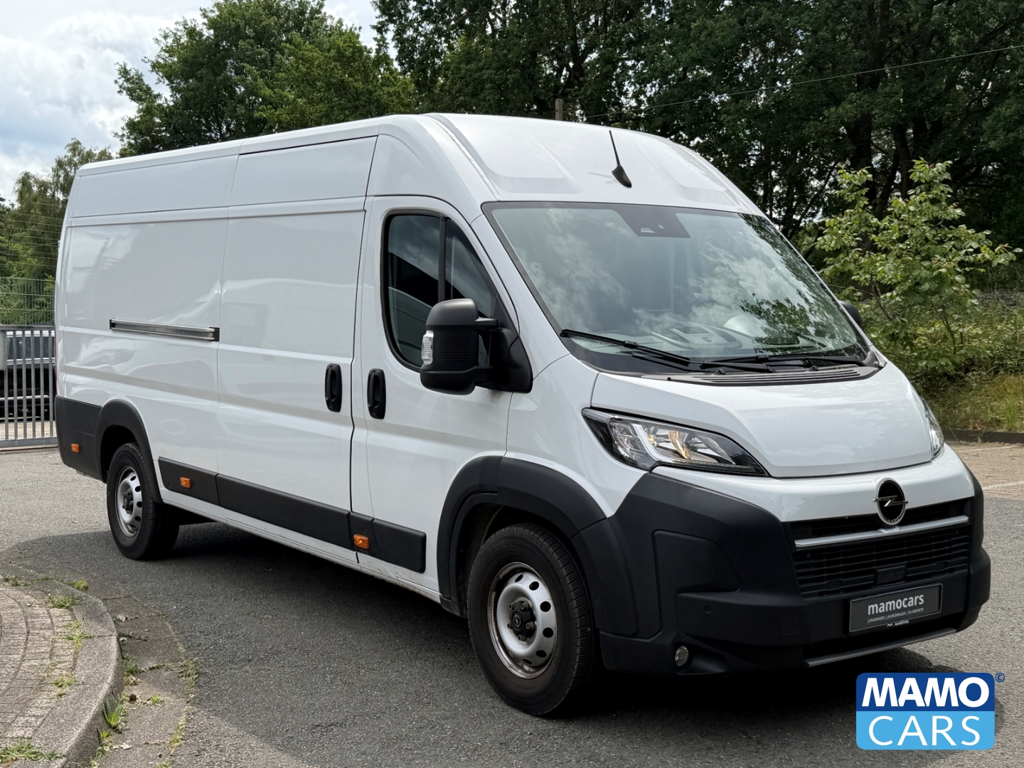 Fahrzeugabbildung Opel Movano Kasten 3.5t L4H2 BlueHDI180 BLIS/CAM/NAVI