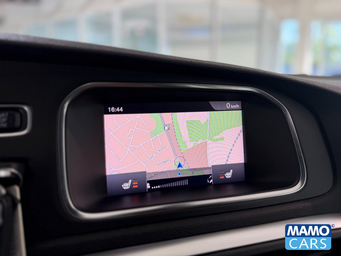 Fahrzeugabbildung Volvo V40 D4 Cross Country Pro AHK/CAM/SHZ/BLIS/NAVI