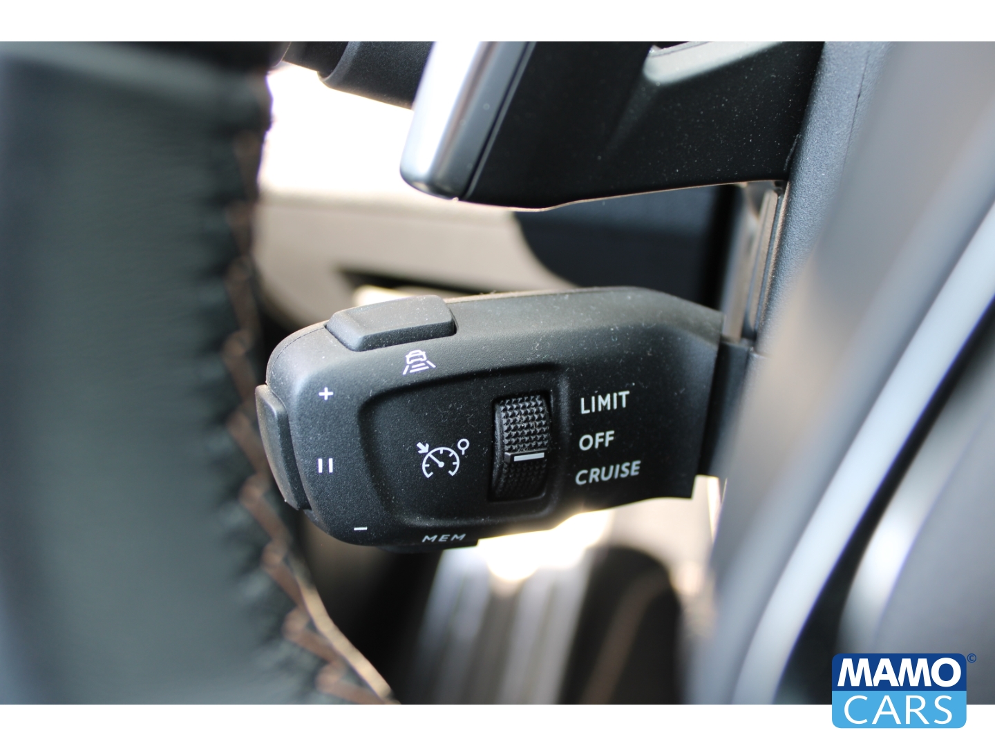 Fahrzeugabbildung Peugeot 5008 GT 7-Sitzer/1.Hand//AHK/Tempomat/Allwetter