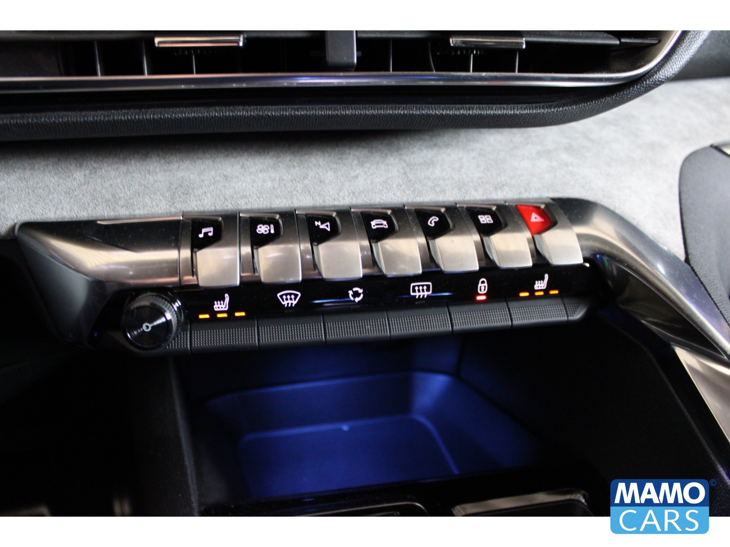 Fahrzeugabbildung Peugeot 5008 GT 7-Sitzer/1.Hand//AHK/Tempomat/Allwetter
