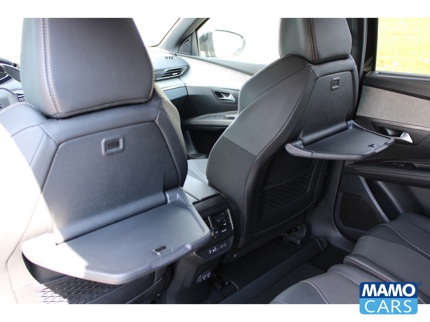 Fahrzeugabbildung Peugeot 5008 GT 7-Sitzer/1.Hand//AHK/Tempomat/Allwetter