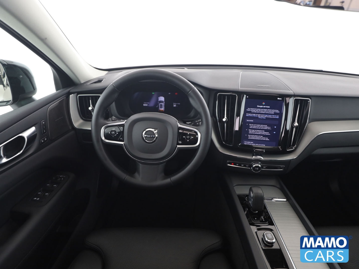 Fahrzeugabbildung Volvo XC60 T8 Recharge AWD Plus Dark Plug-In Hybrid