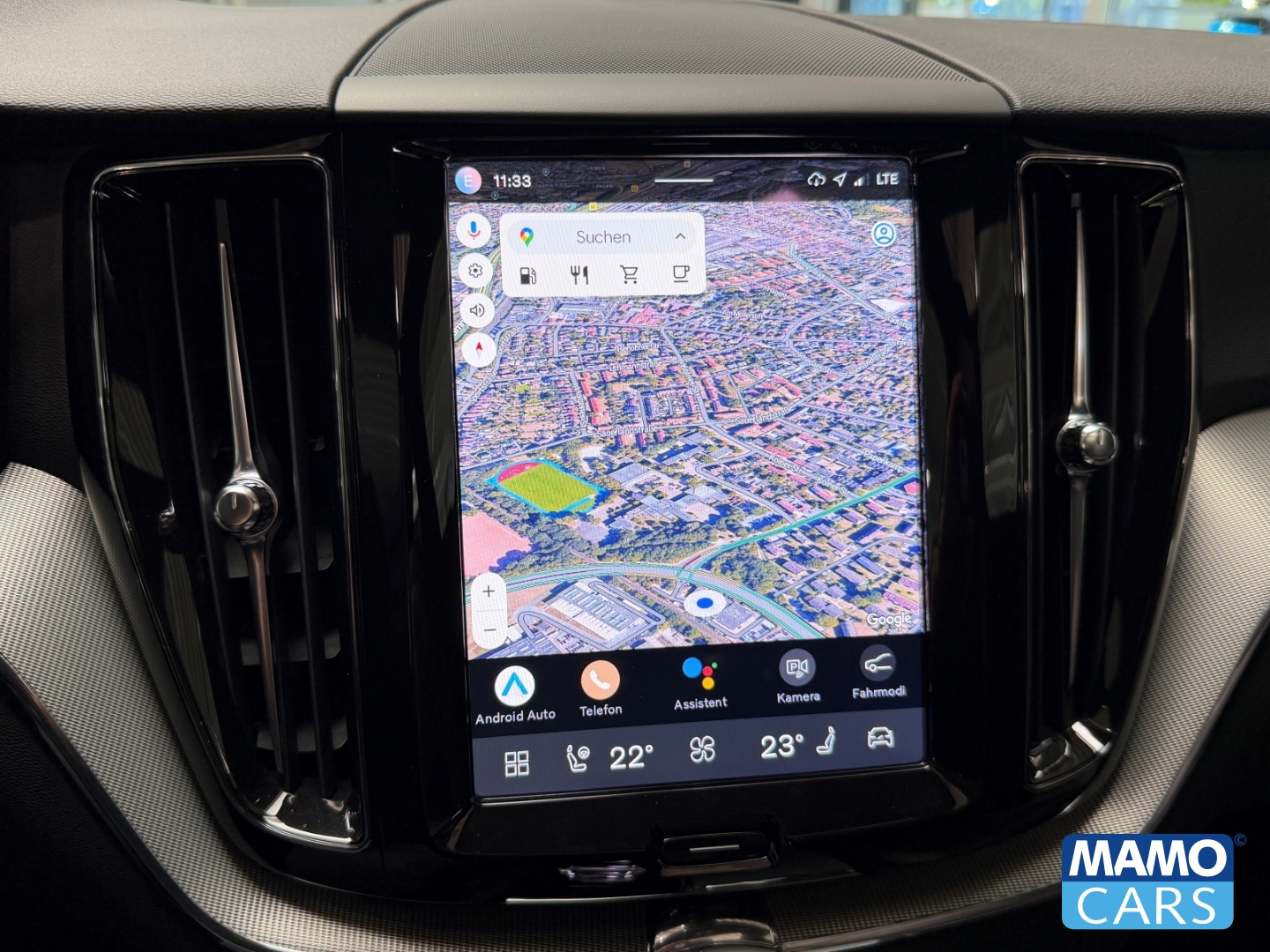 Fahrzeugabbildung Volvo XC60 B5 AWD Plus Black Editi. BLIS/PANO/360°/HUD
