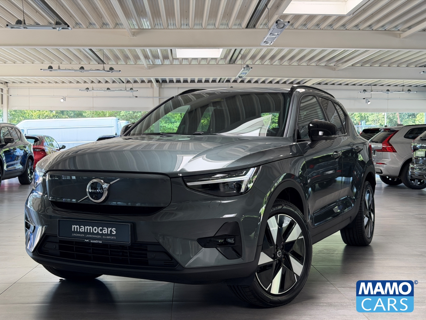 Fahrzeugabbildung Volvo EX40 Twin AWD Plus Dark AHK/ACC/BLIS/360CAM/SHZ
