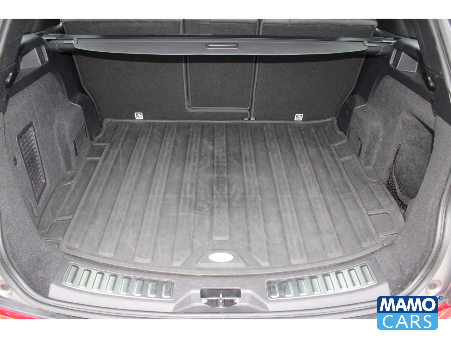 Fahrzeugabbildung Land Rover Discovery Sport D165 HSE/HUD/AHK/BLACK P./20 Zoll