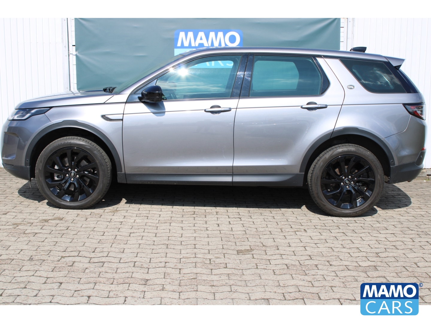 Fahrzeugabbildung Land Rover Discovery Sport D165 HSE/HUD/AHK/BLACK P./20 Zoll