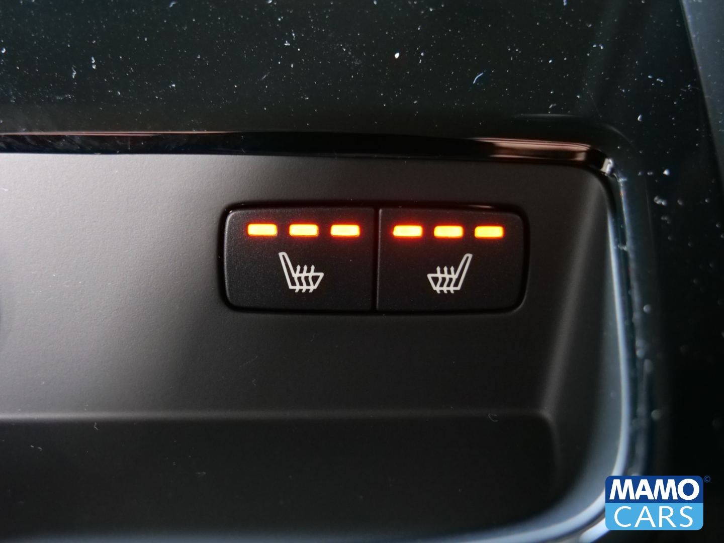 Fahrzeugabbildung Volvo V60 T6 AWD Recharge Plus Dark ACC/BLIS/STHZ/360°