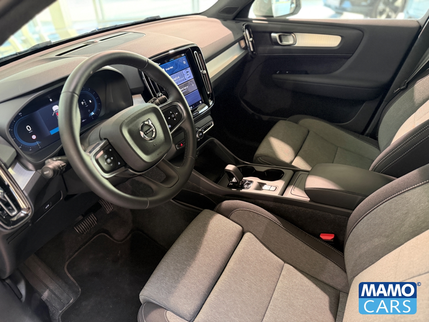 Fahrzeugabbildung Volvo XC40 B3 Core APPLE/ACC/BLIS/360°/GOOGLE