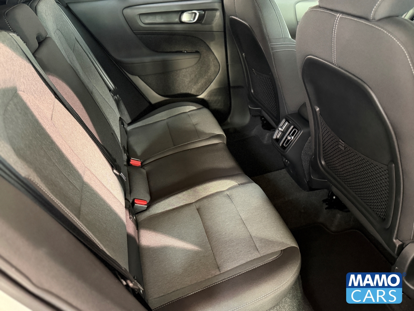Fahrzeugabbildung Volvo XC40 B3 Core APPLE/ACC/BLIS/360°/GOOGLE