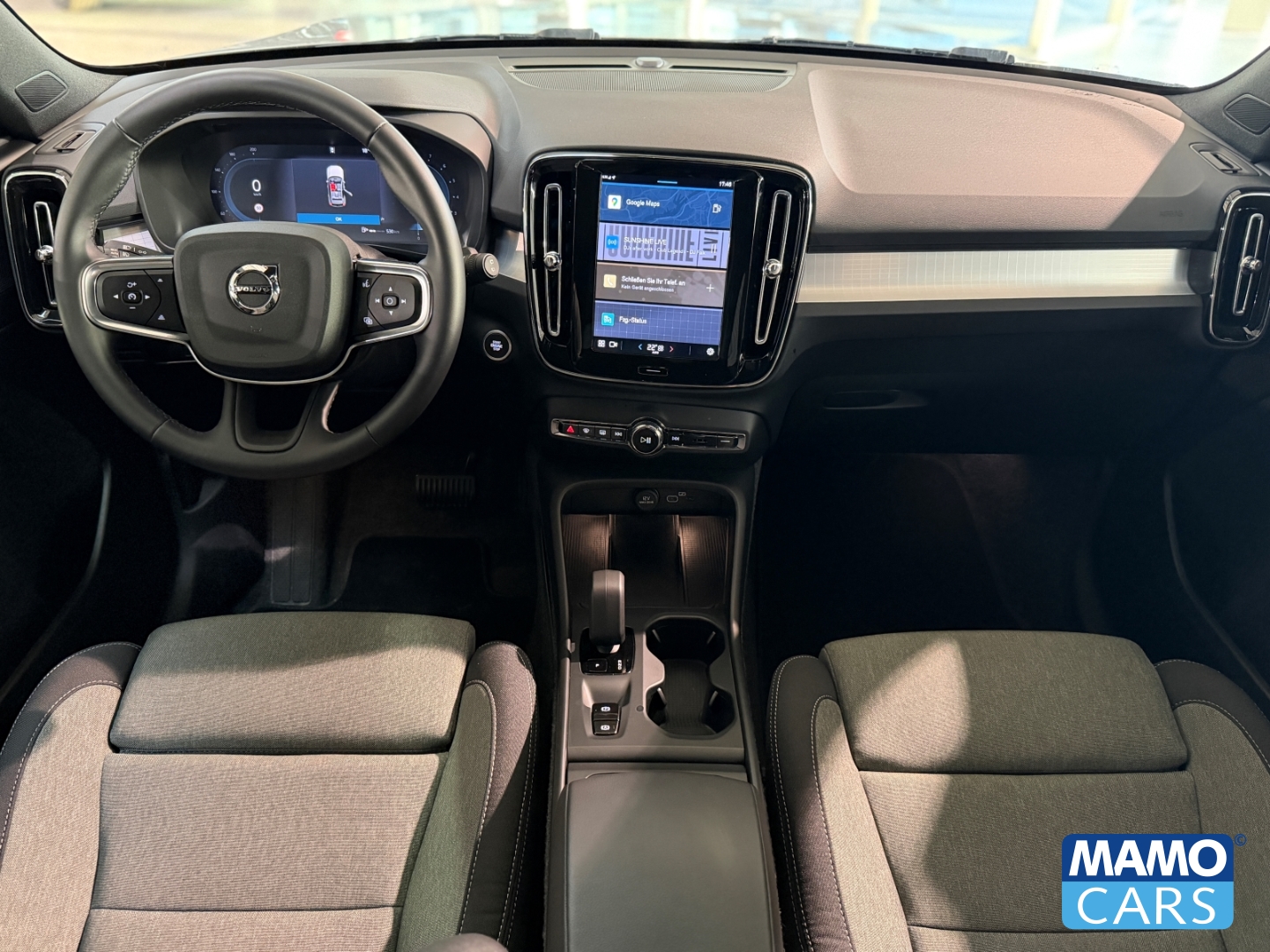 Fahrzeugabbildung Volvo XC40 B3 Core APPLE/ACC/BLIS/360°/GOOGLE