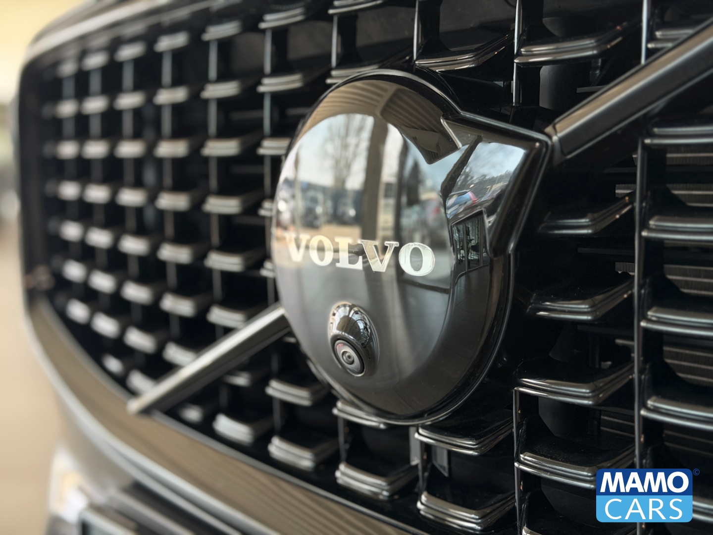 Fahrzeugabbildung Volvo XC60 T6 Ultra Black Edition ACC/AHK/360/PANO/BLIS