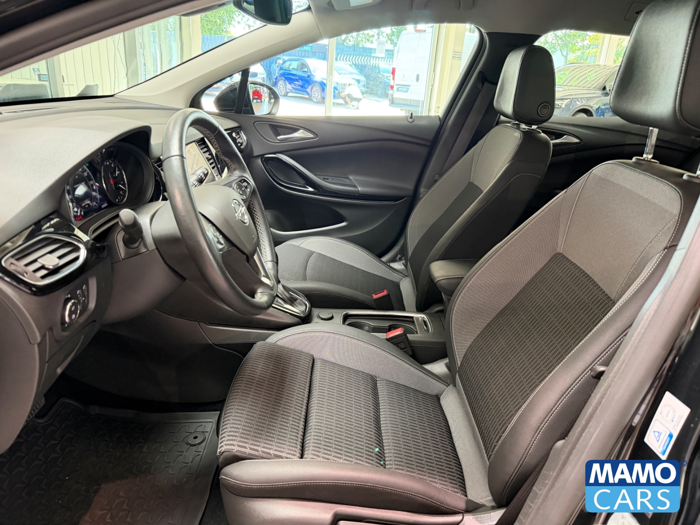 Fahrzeugabbildung Opel Astra K ST Elegance BLIS/CAM/SHZ/LHZ/NAVI/PDC