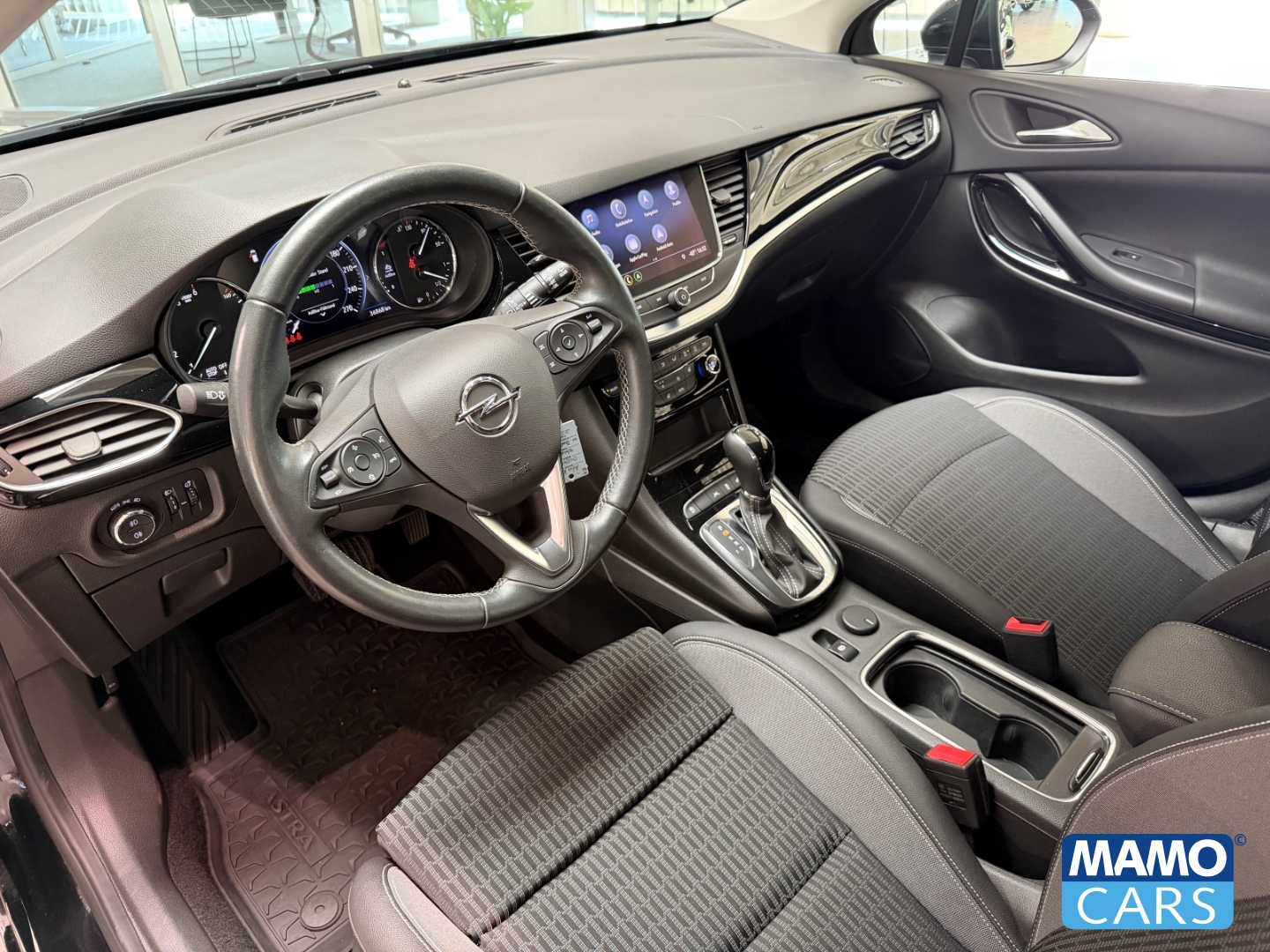 Fahrzeugabbildung Opel Astra K ST Elegance BLIS/CAM/SHZ/LHZ/NAVI/PDC