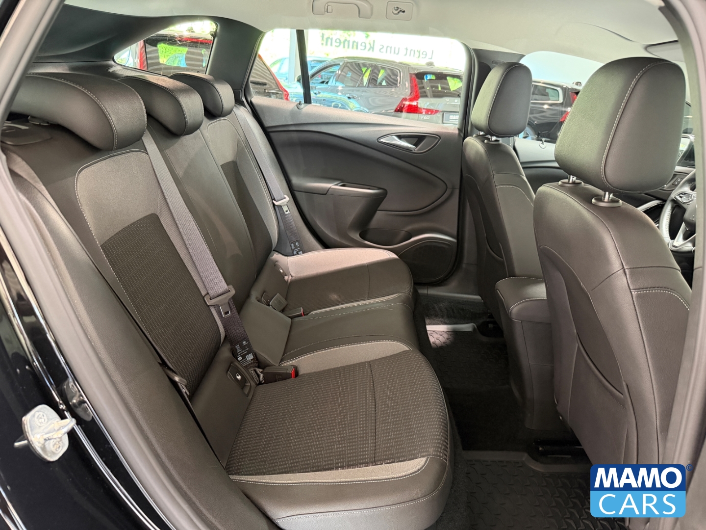 Fahrzeugabbildung Opel Astra K ST Elegance BLIS/CAM/SHZ/LHZ/NAVI/PDC