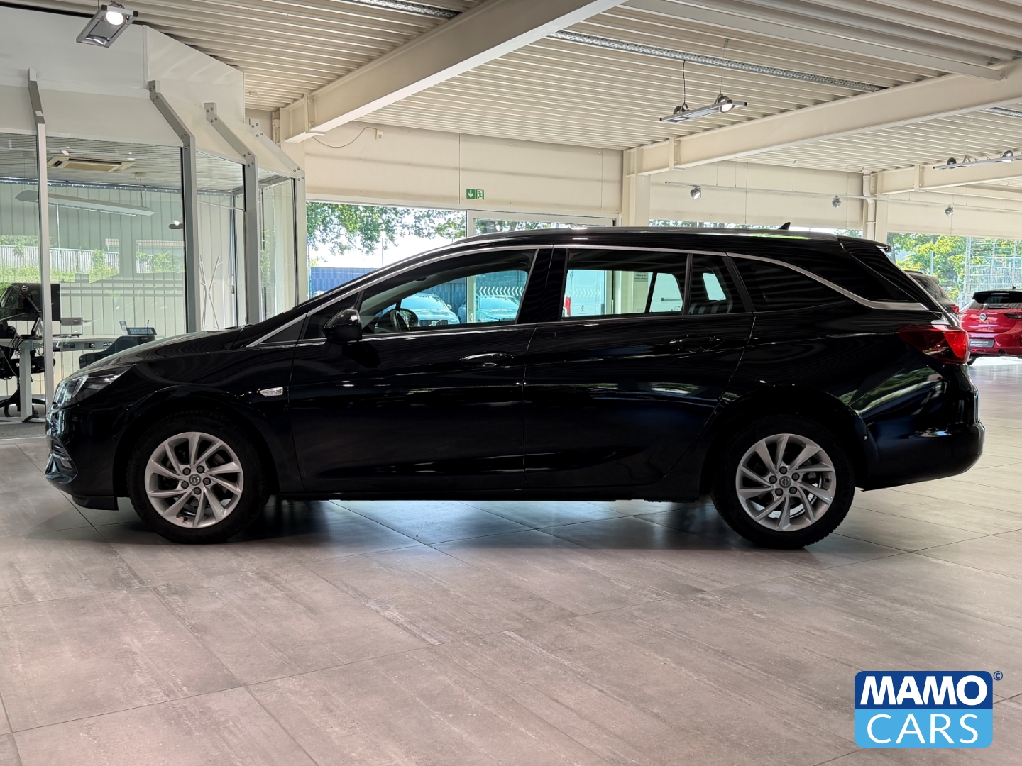Fahrzeugabbildung Opel Astra K ST Elegance BLIS/CAM/SHZ/LHZ/NAVI/PDC