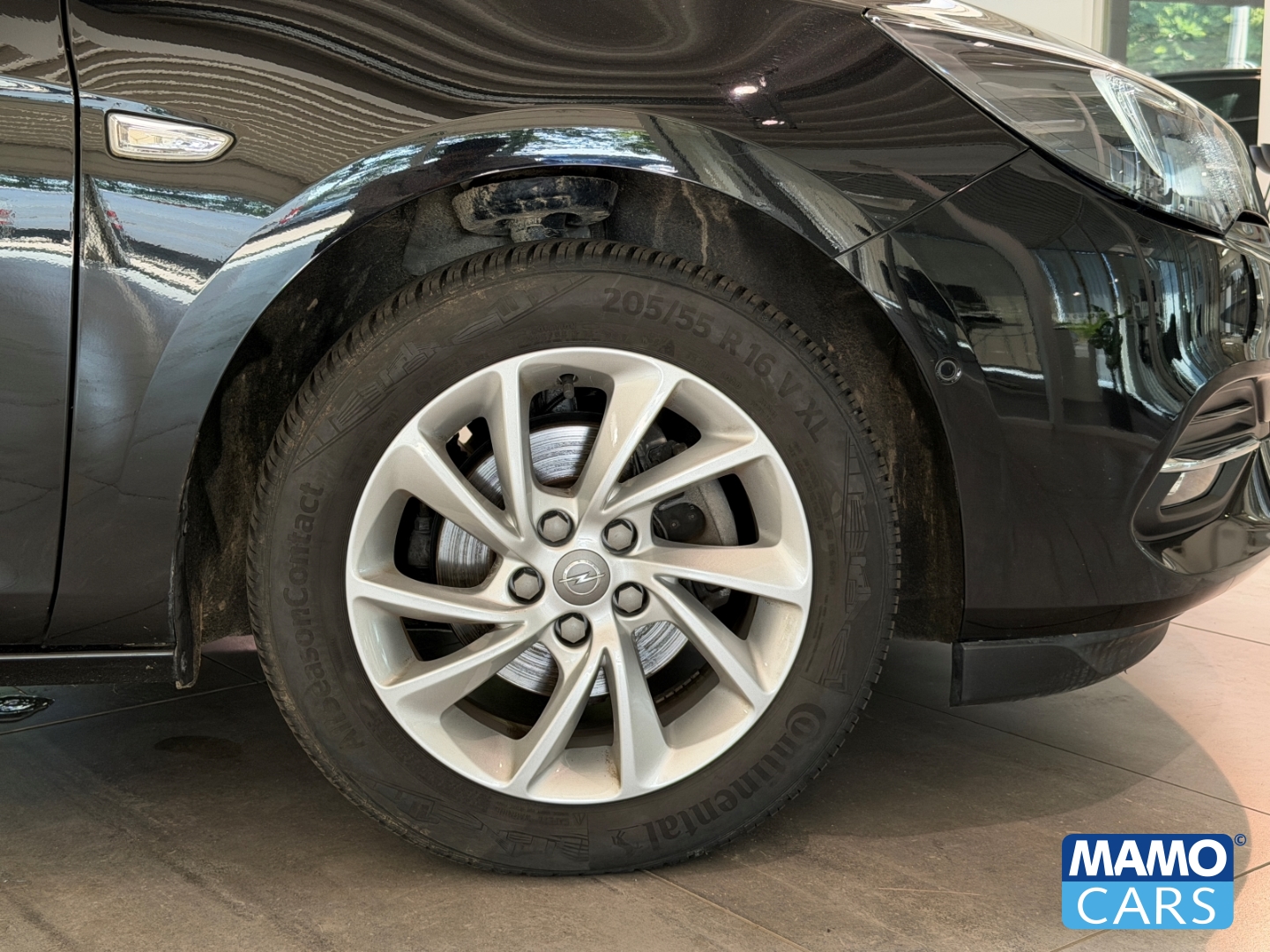 Fahrzeugabbildung Opel Astra K ST Elegance BLIS/CAM/SHZ/LHZ/NAVI/PDC