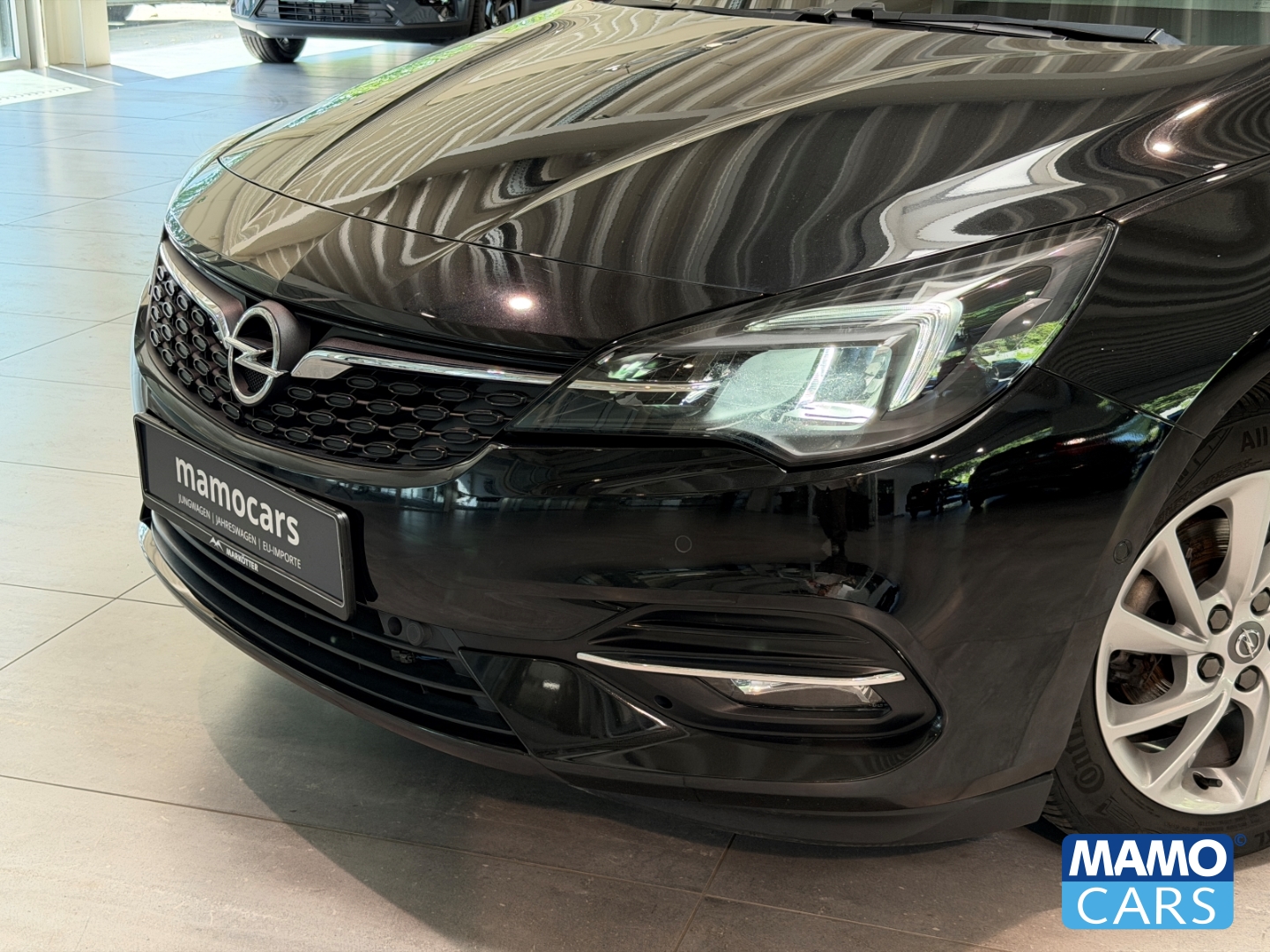 Fahrzeugabbildung Opel Astra K ST Elegance BLIS/CAM/SHZ/LHZ/NAVI/PDC