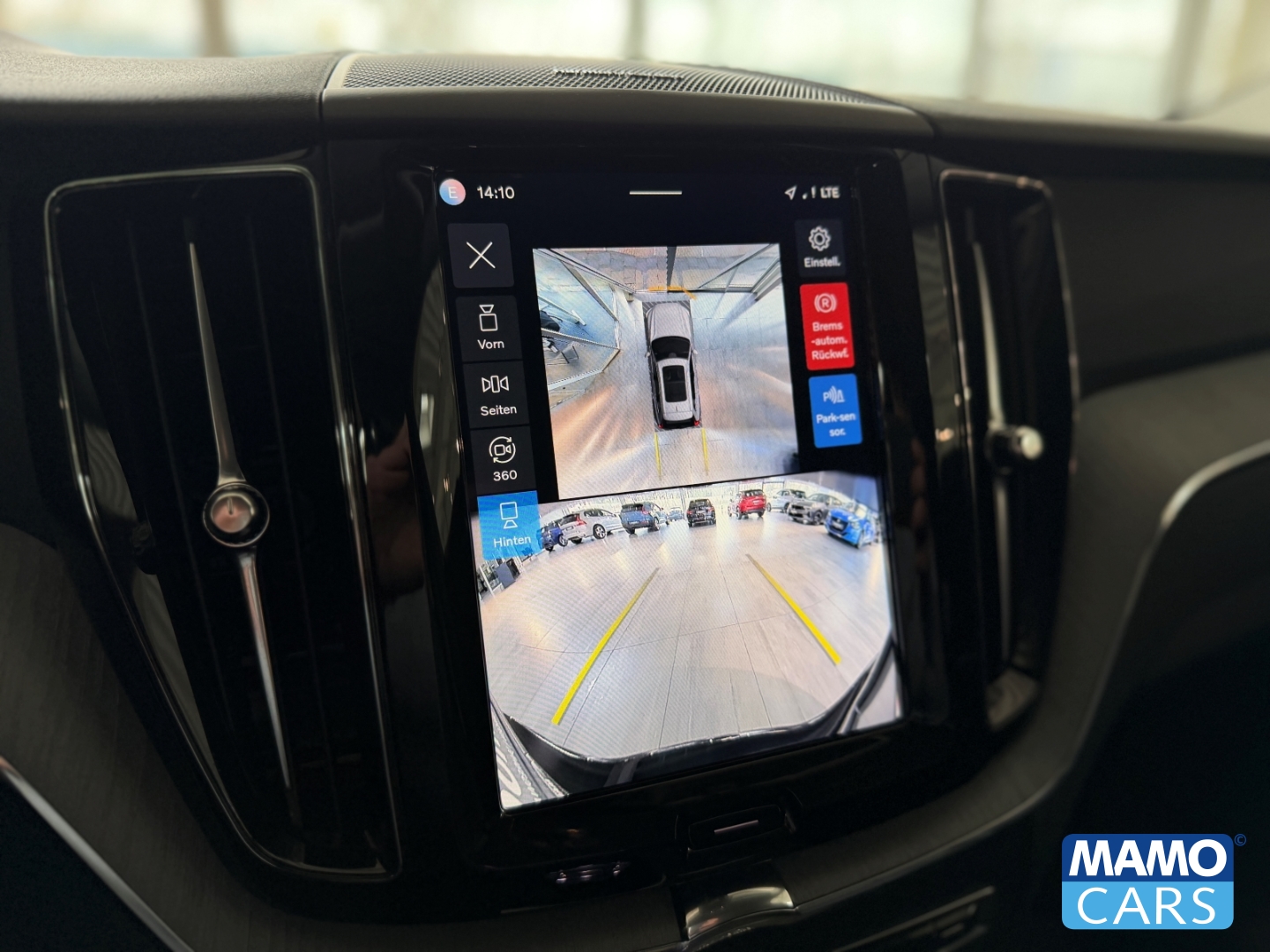Fahrzeugabbildung Volvo XC60 B5 Plus Dark 0,99%Finanz. ACC/BLIS/HUD/360°