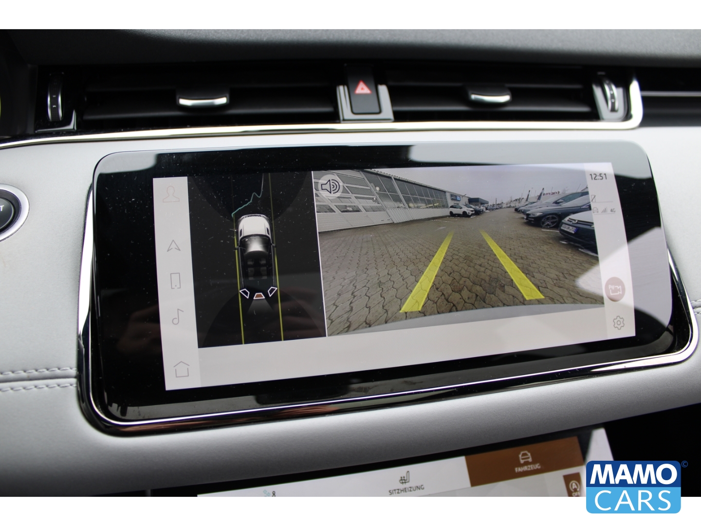 Fahrzeugabbildung Land Rover Range Rover Evoque P300e R-Dynamic SE/BLACK/PANO/HEAD-UP