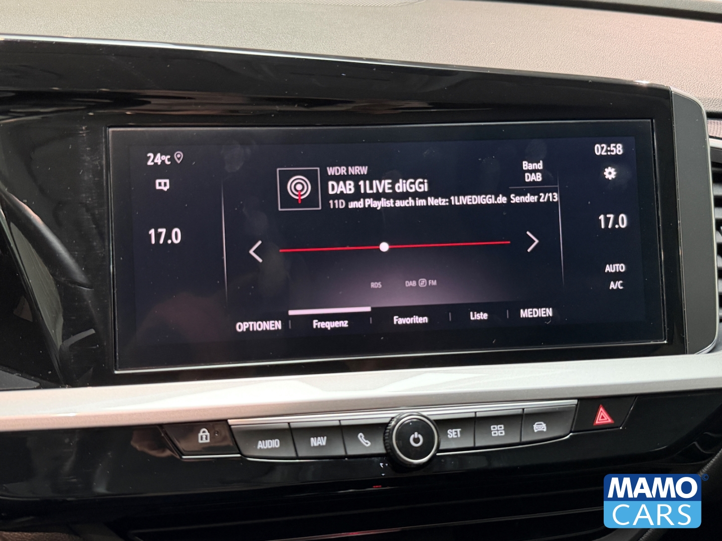 Fahrzeugabbildung Opel Grandland 1.5 GS Line PDC/KLIMA/NAVI/APPLE