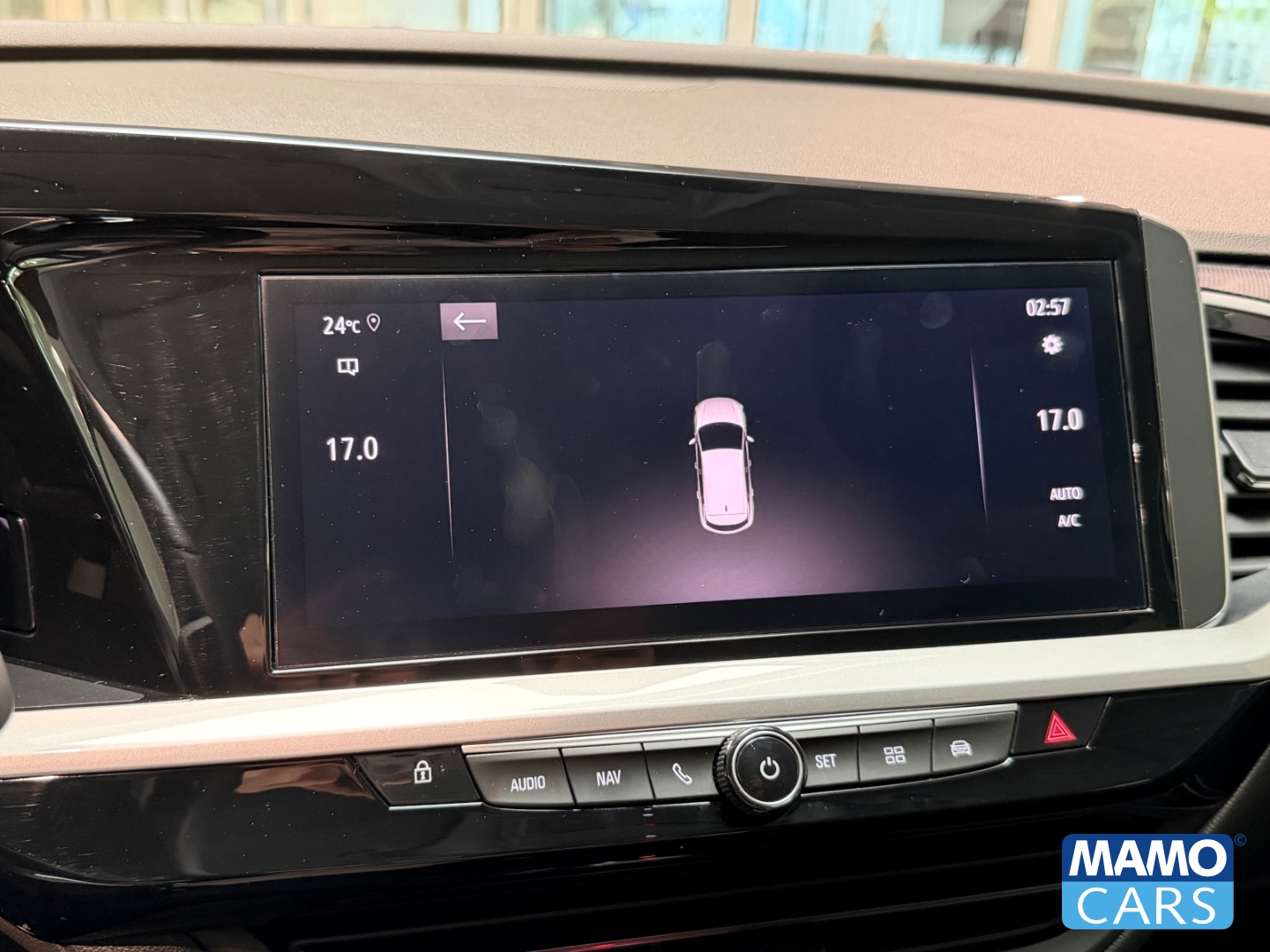 Fahrzeugabbildung Opel Grandland 1.5 GS Line PDC/KLIMA/NAVI/APPLE