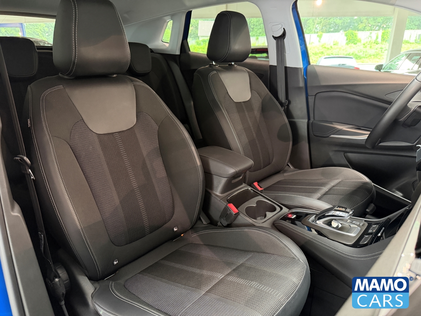 Fahrzeugabbildung Opel Grandland 1.5 GS Line PDC/KLIMA/NAVI/APPLE