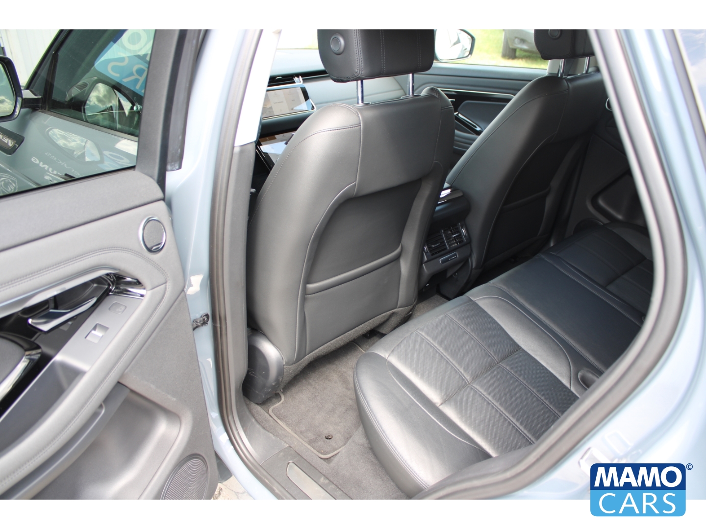 Fahrzeugabbildung Land Rover Range Rover Evoque P300e R-Dynamic SE/AHK/Winterpaket/Meridian Sound